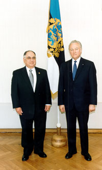 The Ambassador of El Salvador Byron Fernando Larios Lopez and the President Arnold Rüütel