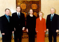 From left: U.Lõhmus, I.Paukštys (Tallinn), H.Lindmets (Tartu), I.Kirsipuu (Kohtla-Järve) and president Arnold Rüütel.