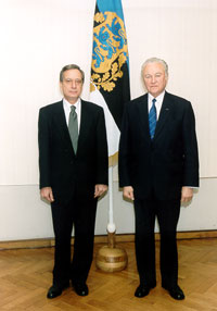 Ambassador of the Republic of Turkey Mr Ömer Altugi and president Arnold Rüütel
