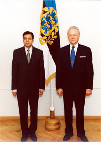 The Ambassador of Bangladesh, Nazimullah Chowghury and the President Arnold Rüütel