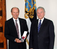 President Rüütel presented Paul Vesterstein with the 4th Class Order of the White Star