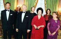 Vasakult: Tema Kuninglik Kõrgus Suurhertsog Henri, president Arnold Rüütel, proua Ingrid Rüütel, T.K.K. Suurhertsoginna Maria Teresa