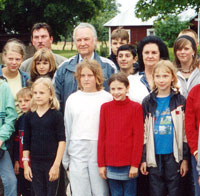 President Rüütel ja proua Ingrid Rüütel kohtusid keelelaagris osalevate Narva lastega Lümandal