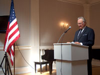 President Rüütel speaking at the Estonian House