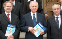 Vasakult: dr. Martin Middeke, president Arnold Rüütel, Saksa Liitvabariigi suursaadik Jürgen Dröge
