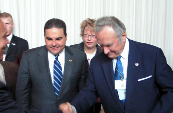 President Arnold Rüütel kohtus New Yorgis El Salvadori presidendi Elķas Antonio Saca'ga