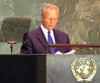 President Arnold Rüütel pidas kõne New Yorgis ÜRO Peaassamblee 59. istungjärgu peadebatil