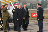 President Rüütel suundus helikopteriga külastama Leedu Õhuväe lennubaasi Šiauliais