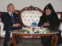 Ametlik visiit Armeenia Vabariiki 13.11.-16.11.2004. President Arnold Rüütli kohtumine Tema Pühaduse Karegin II, Armeenia katoolikosega