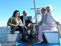 President Arnold Rüütel ja proua Ingrid Rüütel kala- ja veefestivalil Jõgevamaal. Mustvee ja Omedu laevaliini avamine