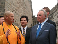 Riigivisiit Hiina Rahvavabariiki 23.-30.08.2005. President Rüütel külastamas budistlikku kloostrikompleksi