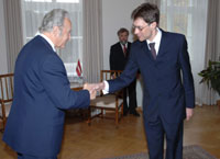 President Arnold Rüütel võttis vastu Läti Vabariigi suursaadiku Rihards Muci?š?i, kes esitas oma volikirja