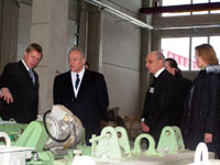 State Visit to the Republic of Latvia 6.-9.12.2005. President Arnold Rüütel visited the company SIA TMB Elements in Salaspils.