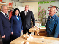 President Rüütel and Mrs Rüütel visited Tallinn Centre for Children at Risk.