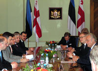 President Rüütel kohtus ametliku visiidi raames Gruusia presidendi Mihhail Saakašviliga.