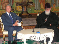 President Rüütel kohtus ametliku visiidi raames Tema Pühaduse Gruusia katoolikos-patriarhi Ilia II-ga.