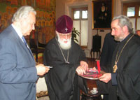 President Rüütel kohtus ametliku visiidi raames Tema Pühaduse Gruusia katoolikos-patriarhi Ilia II-ga.
