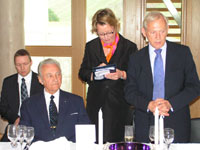 Šoti Parlamendi esimees George Reid ja proua Daphne Reid korraldasid Eesti presidendipaari auks õhtusöögi.